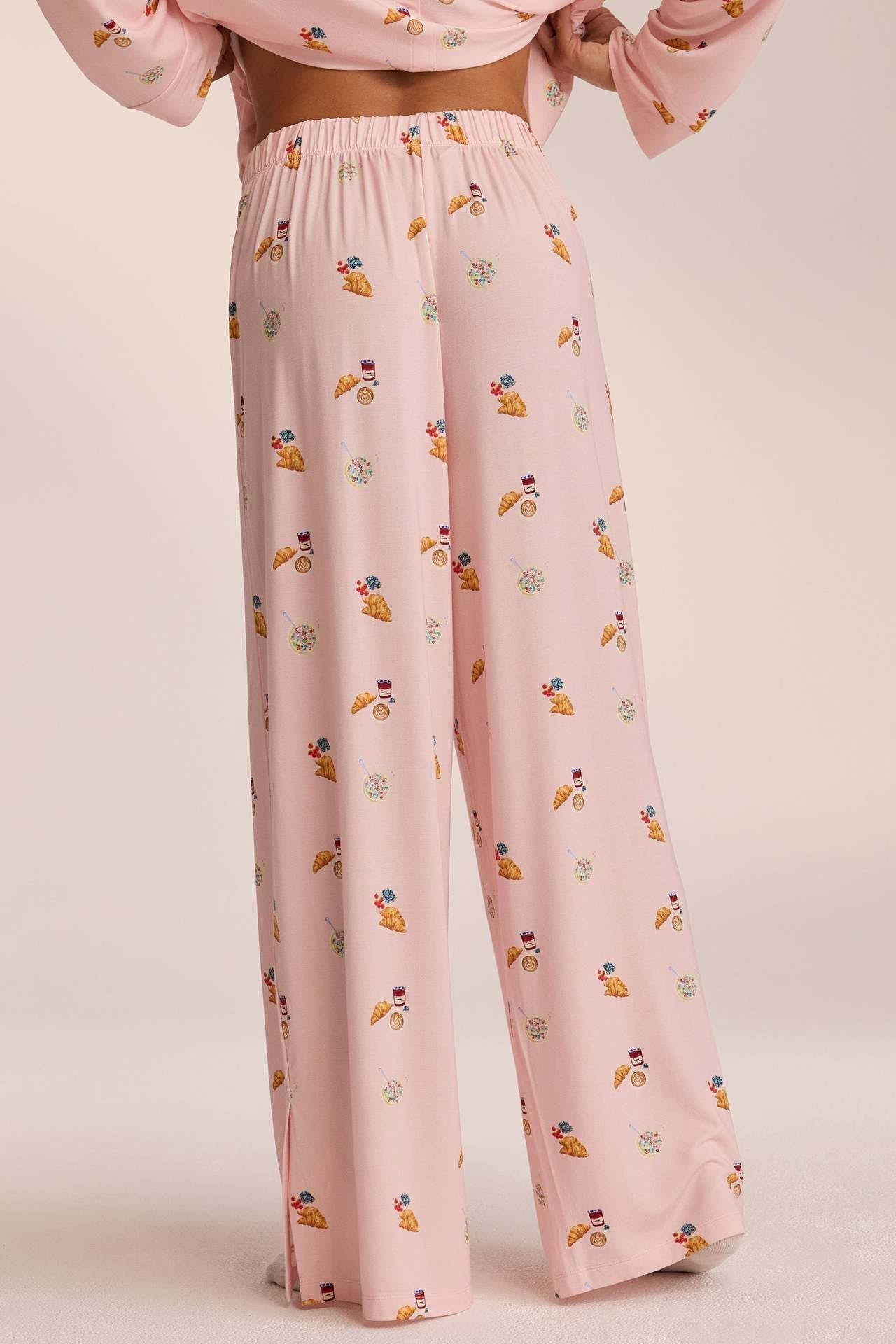 Damen Zweiteiler mit fliessender weiter Hose und gemustertem Oberteil