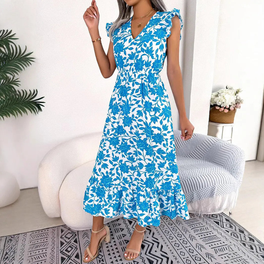 Detailansicht der Volantärmel am Damen-Midikleid