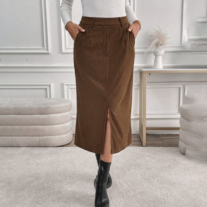 Damen Midirock mit hohem Bund und Schlitz im stilvollen Alltagslook