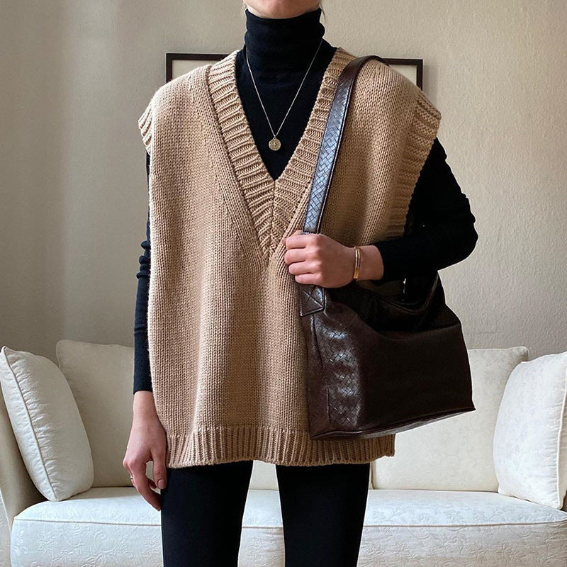 Nelly® | Stylischer, ärmelloser Pullover mit V-Ausschnitt