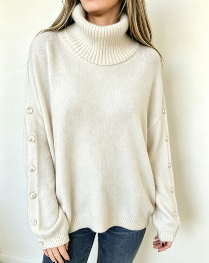 Seitliche Ansicht des Damen-Oversize-Pullovers
