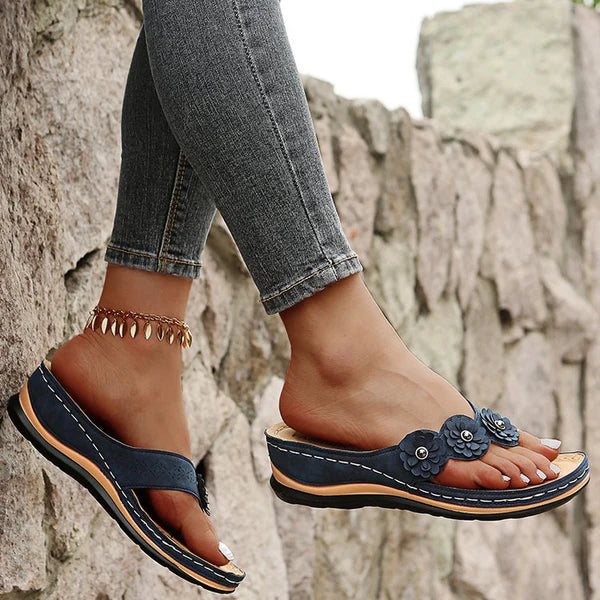 Orthopädische Sandalen für Damen – Bequem & Unterstützend