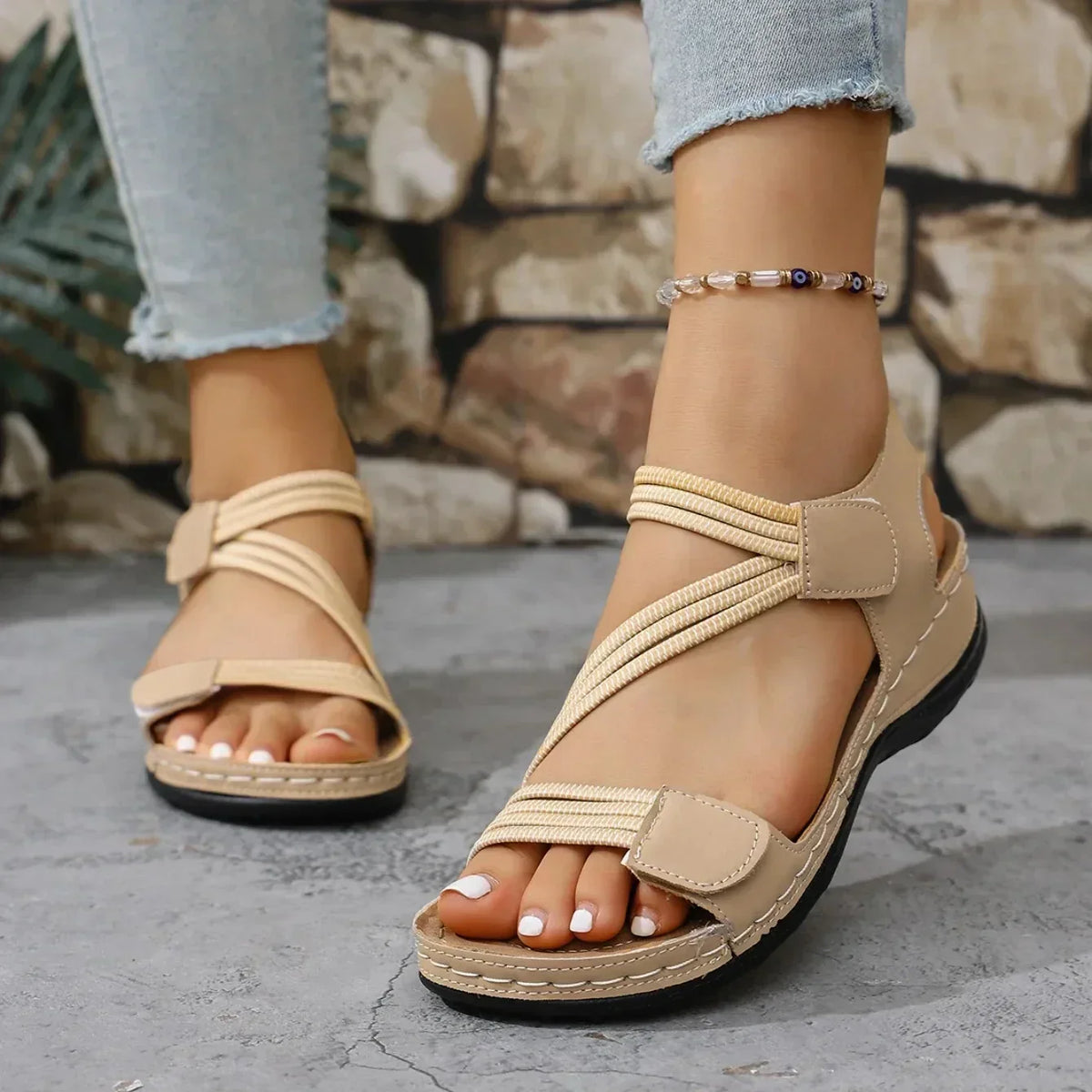Gepolsterte Innensohle der Riemchensandalen für mehr Komfort