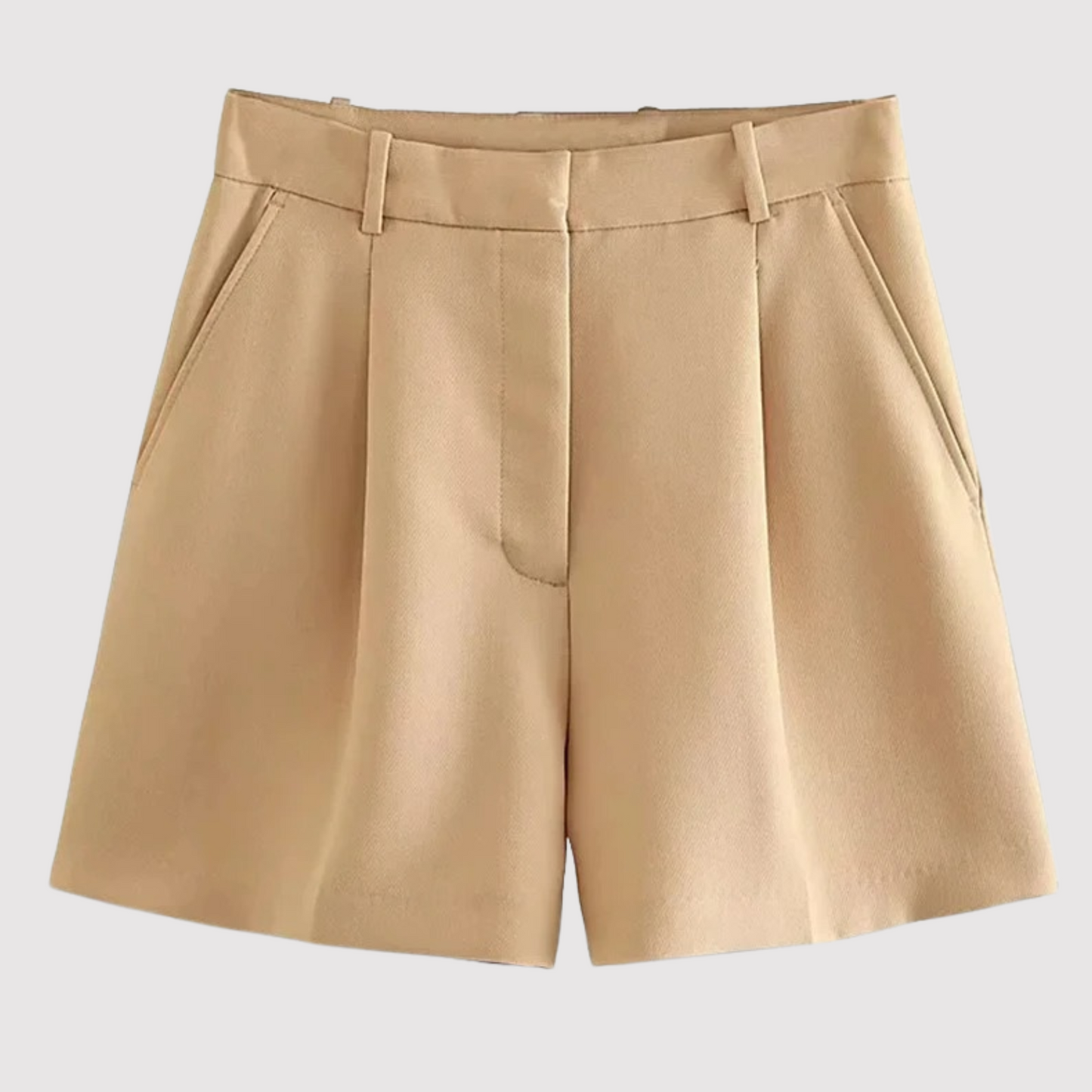 Damen Falten Shorts mit geradem Schnitt in Rückansicht