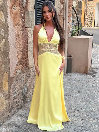 Maxikleid mit Neckholder, Spitzenbesatz und rückenfreiem Design