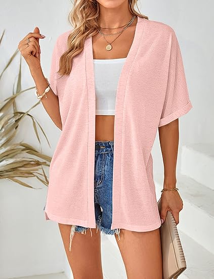 Stilvoller Strickcardigan mit kurzen Ärmeln und offenem Schnittdesign