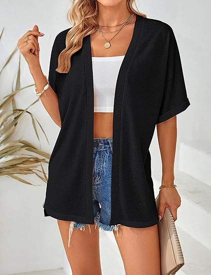 Stilvoller Strickcardigan mit kurzen Ärmeln und offenem Schnittdesign