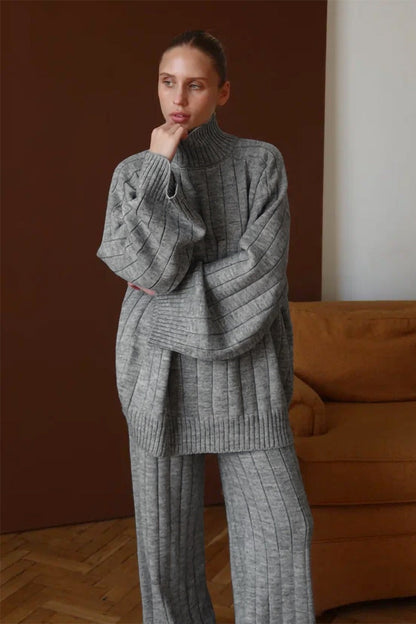 Damen-Set aus Rippstrick mit Rollkragenpullover und weiter Hose