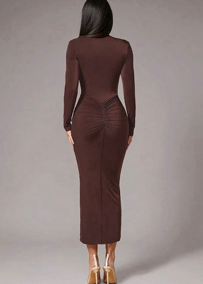Figurbetontes gerafftes Midi-Kleid Braun