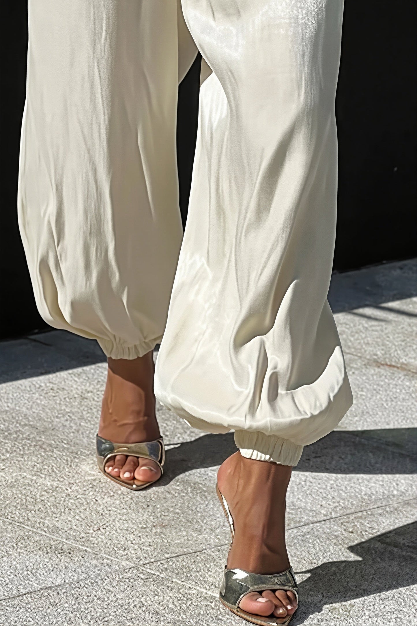Damen Laternenhose glänzend unifarben als modischer Gesamtlook