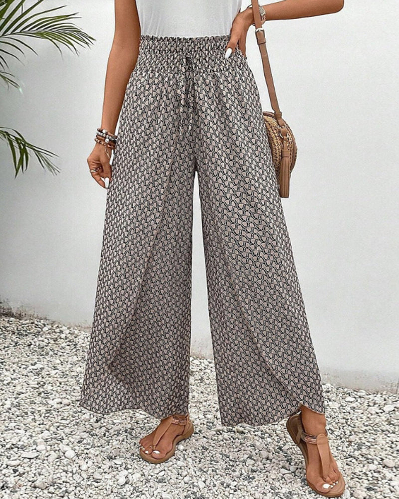 Damen weite Hose mit geometrischem Muster in frontaler Ansicht