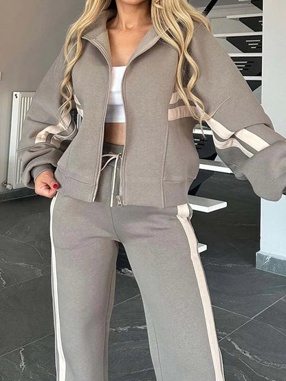 Zweiteiliges Damen-Freizeitset mit Sweatshirt und Reissverschluss