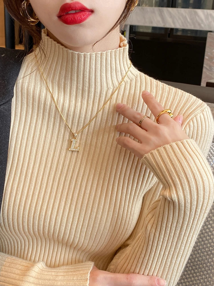 Figurbetonter Strickpullover mit Rollkragen für Damen