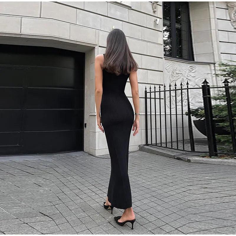 Weiches Strick-Rippen-Midikleid