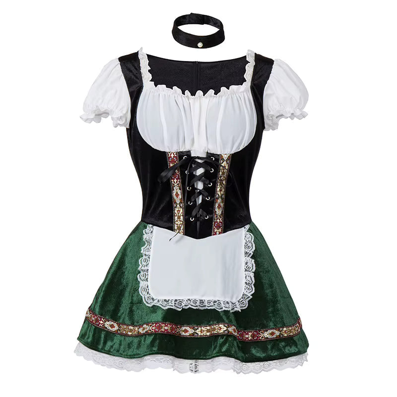 Schnürdetails am Mieder des traditionellen Dirndlkleids