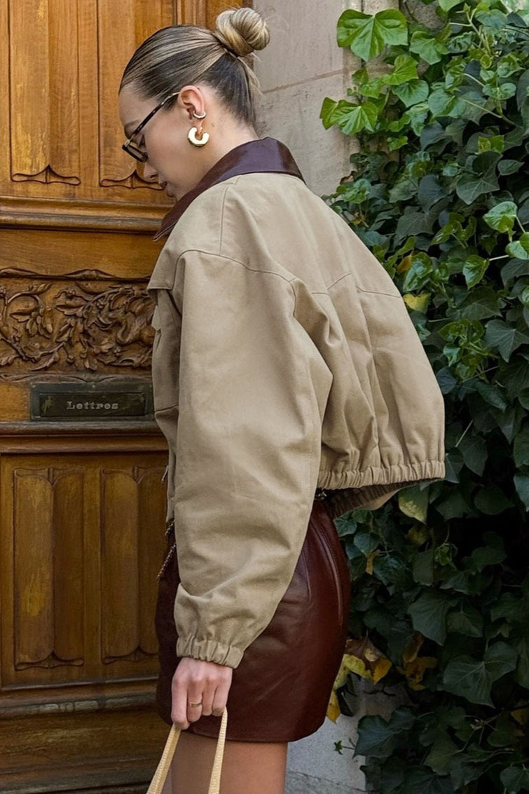 Damenjacke mit lockerer Passform in Rückansicht