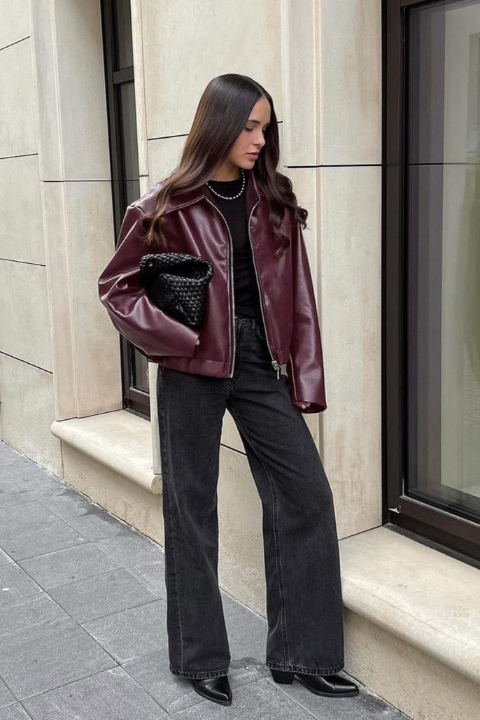 Cropped Bikerjacke für Damen als modisches Layering-Teil