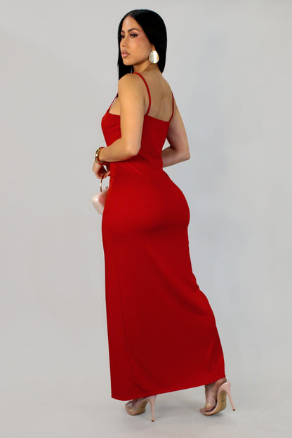 Verspieltes leichtes rotes Kleid