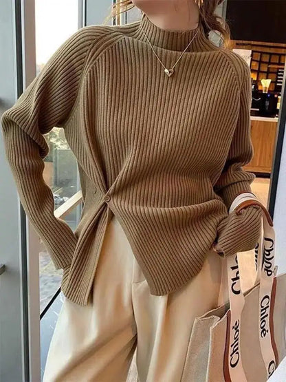 Damen Strickpullover mit Rollkragen und Knopf-Schlitz-Detail