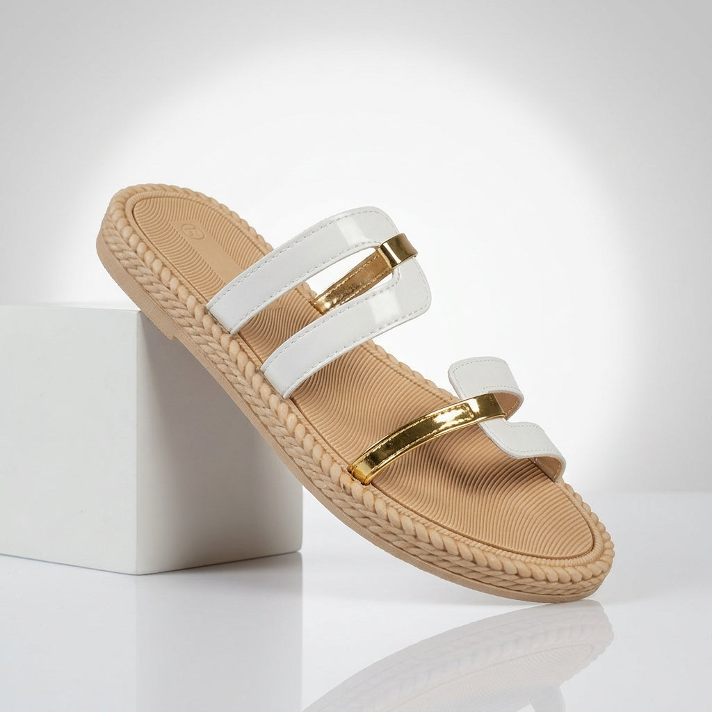 Paar Damen Sandalen im Slide Stil mit offenen Zehen