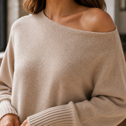 Detailansicht des Off-Shoulder-Ausschnitts am Damen-Strickpullover