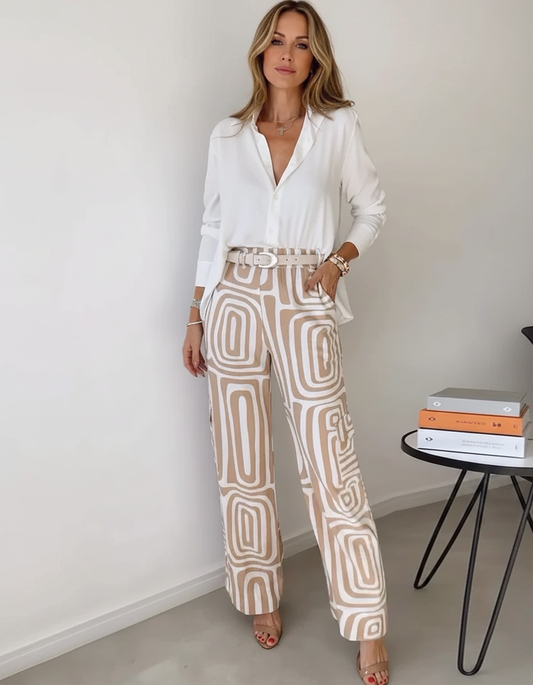 Damen Hosenanzug mit Hemd und Wide Leg Hose als komplettes Outfit