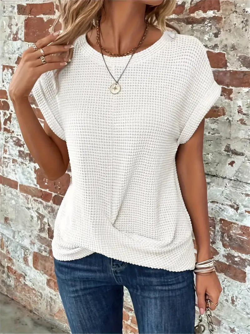 Damen Strukturpullover in strukturierter Strickoptik, Detail der Kurzarm-Partie