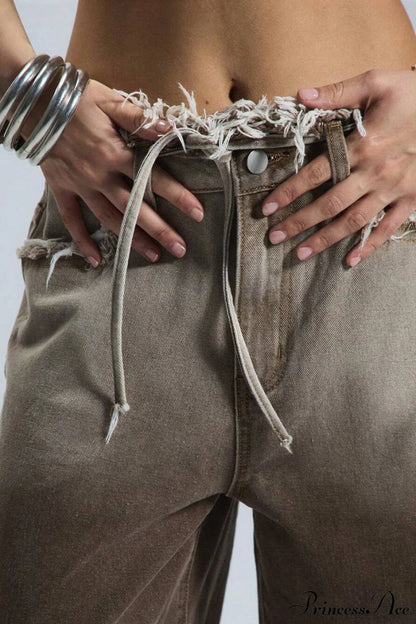 Damen Wide Leg Jeans mit Ombre Waschung als modischer Freizeitlook