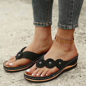 Orthopädische Sandalen für Damen – Bequem & Unterstützend