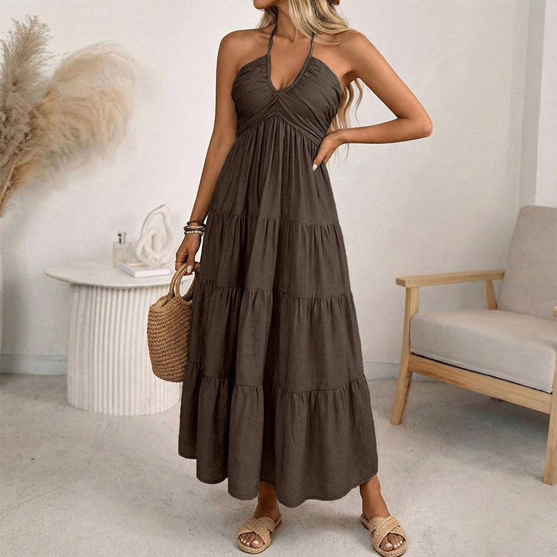 Rückenfreies Maxikleid mit Neckholder und fließendem Fall