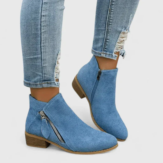 Damen Stiefeletten mit Blockabsatz und seitlichem Reissverschluss in Seitenansicht