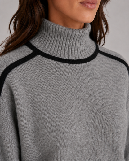 Damen Strickpullover stilvoll zu einer Hose kombiniert